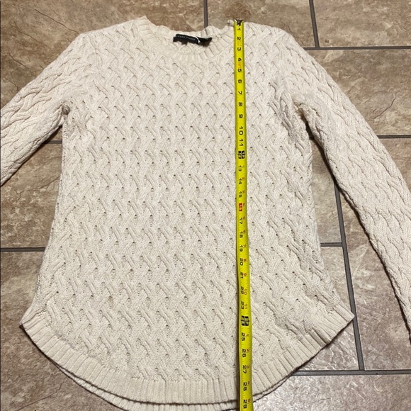 ❤️❤️❤️ HOST PICK!!! Jeanne Pierre Size Small Cable Knit Sweater - Picture 5 of 7